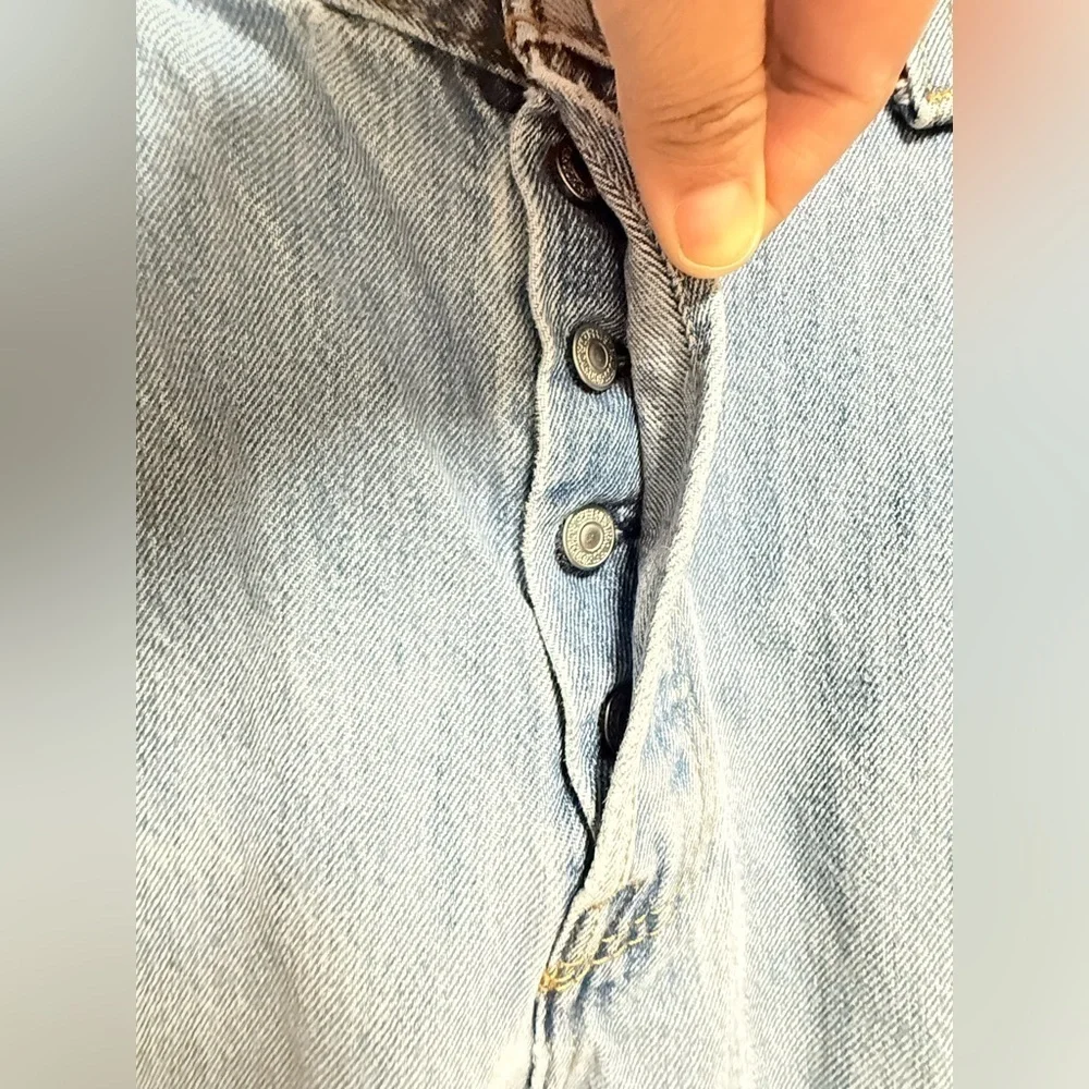 Levi's 501 Men's Light Wash  Jeans Size 35